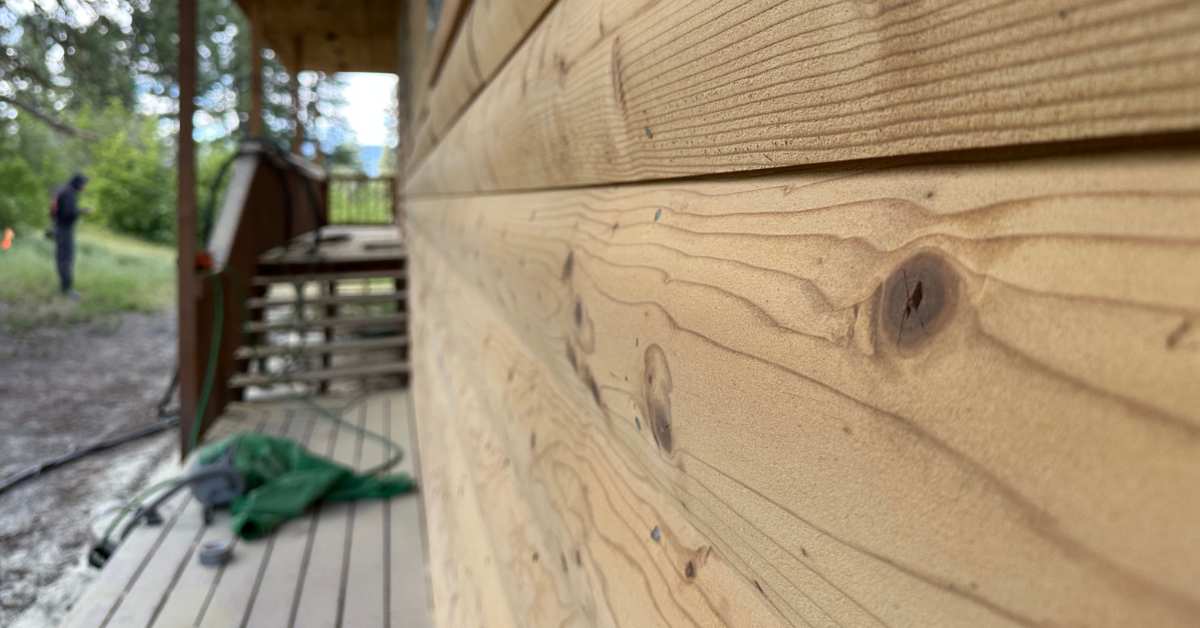 up close image of the exterior wall logs of a log home